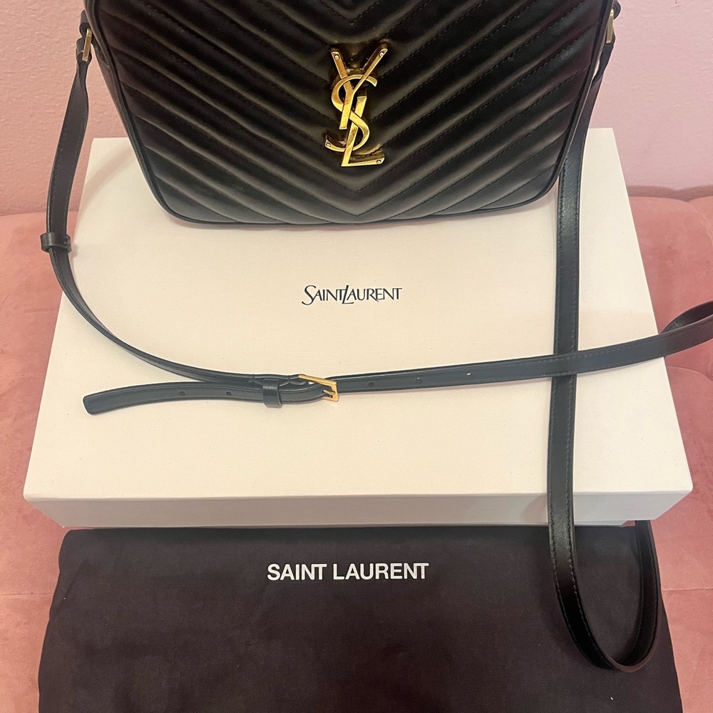Saint Laurent Lou Camera Bag. Quilted Leather, Black and Gold Crossbody Bag